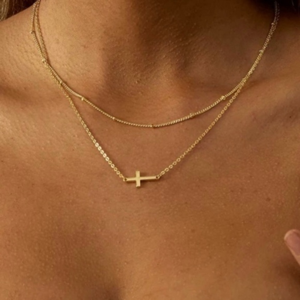 Anthropologie gold sideways Cross Layered Minimalist Chain Necklace ✅